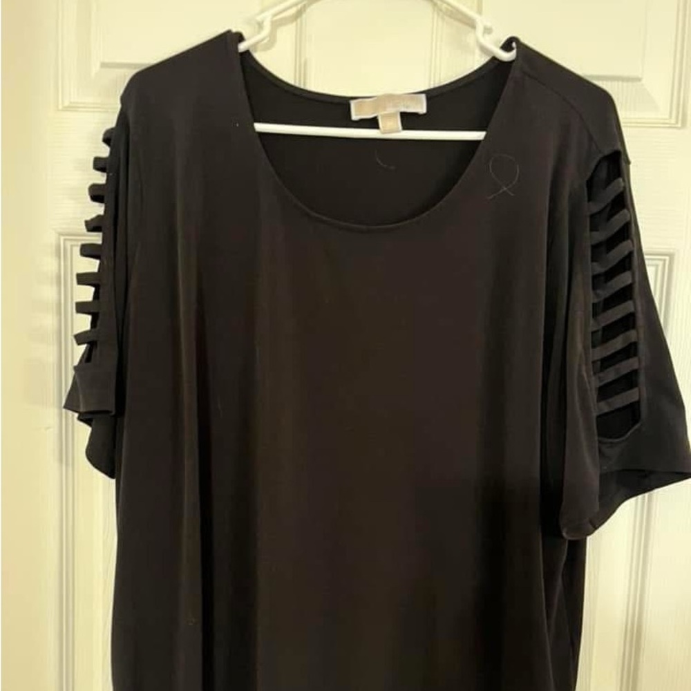Michael Kors top
2X